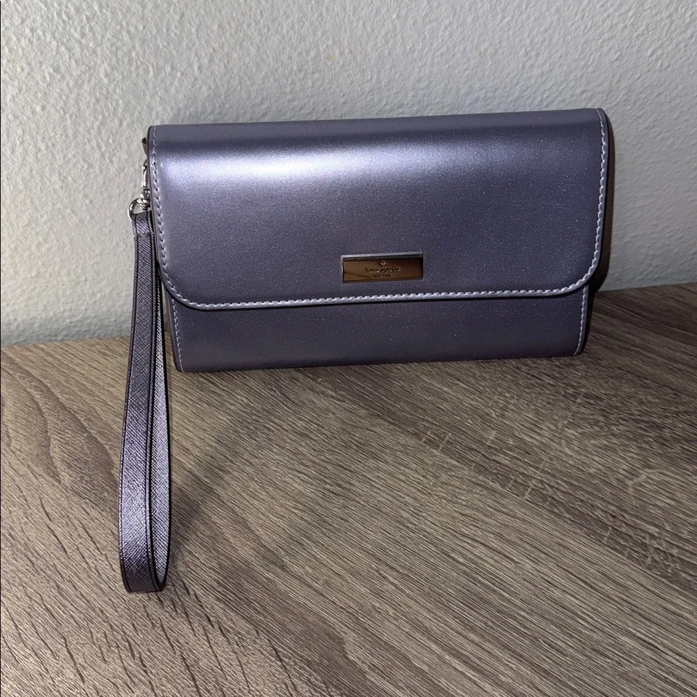 Kate Spade Metallic Lilac Wristlet NWOT - Picture 2 of 15
